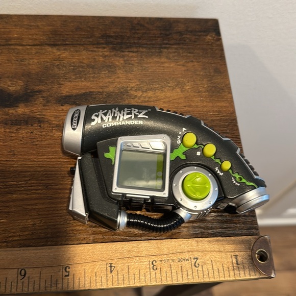 Skannerz Commander Radica 2001 Handheld Monster Scanning Game Retro Toy Barcode - Picture 6 of 7